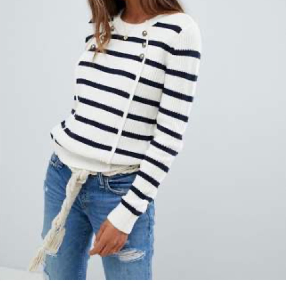 Abercrombie and Fitch Striped Navy and White Women's Sweater Size Small